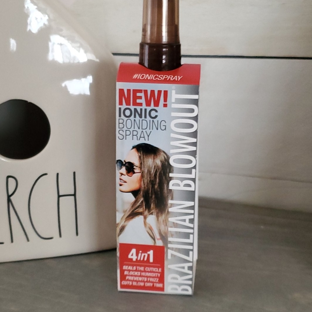 Brazilian Blowout 3.4oz ionic bonding spray